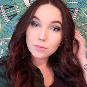 Meet your Posher, Sierra